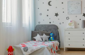 What Are the Best Tips for Small Space Decorating?